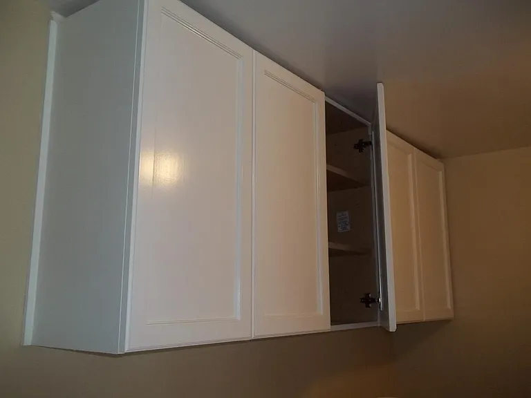 1151 Bender Ave — Photo 4