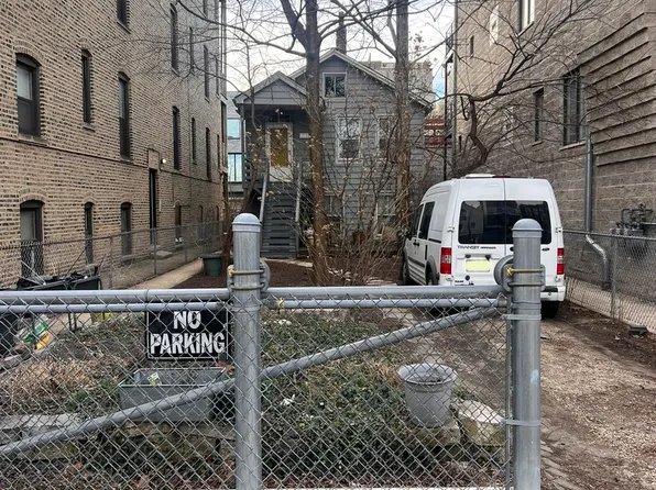 1016 N Hermitage Ave, Chicago, IL 60622