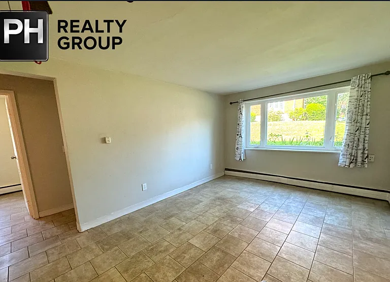 109 Warren St #3A — Photo 3