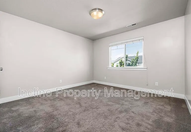 626 N Preserve Dr — Photo 17