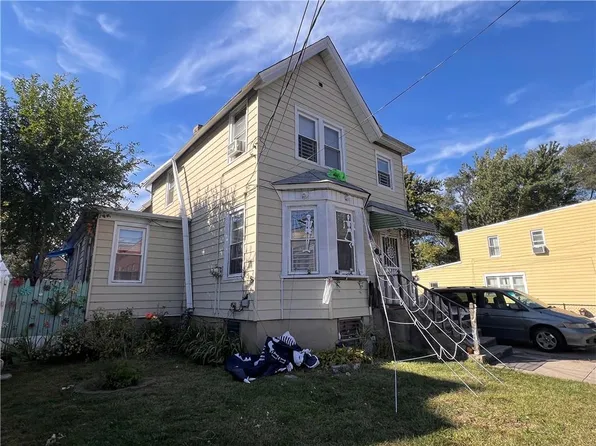128 Lake Avenue image 3 of 5