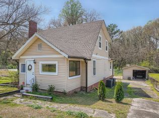530 Elmwood Rd NW, Atlanta, GA 30318