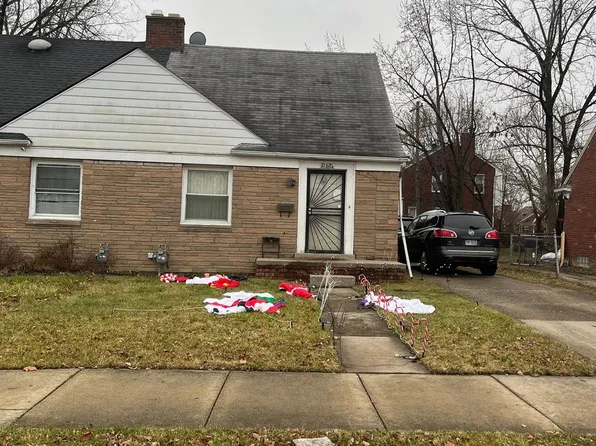 21620 Moross Rd, Grosse Pointe, MI 48236