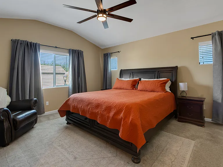 8905 Corona St NE — Photo 16