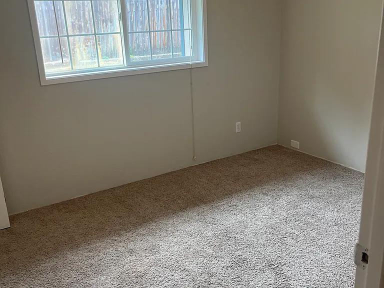 2631 California Ave — Photo 11