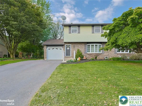 56 Jonathan Dr, Easton, PA 18045