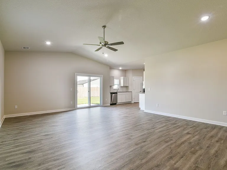 9212 E Hurst St — Photo 11