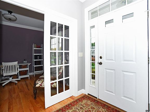 2nd image of 8 Abbey Ln