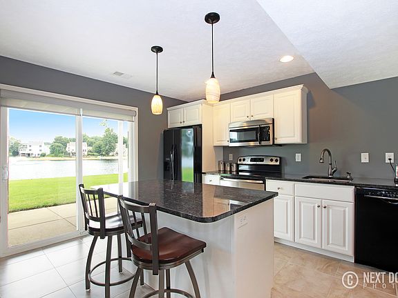 5th image of 1482 Stoney Lake Dr