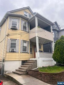88 Genessee Ave, Paterson, NJ, 07503