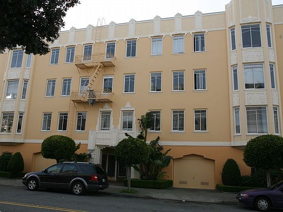3rd image of 1695 Beach St APT 101