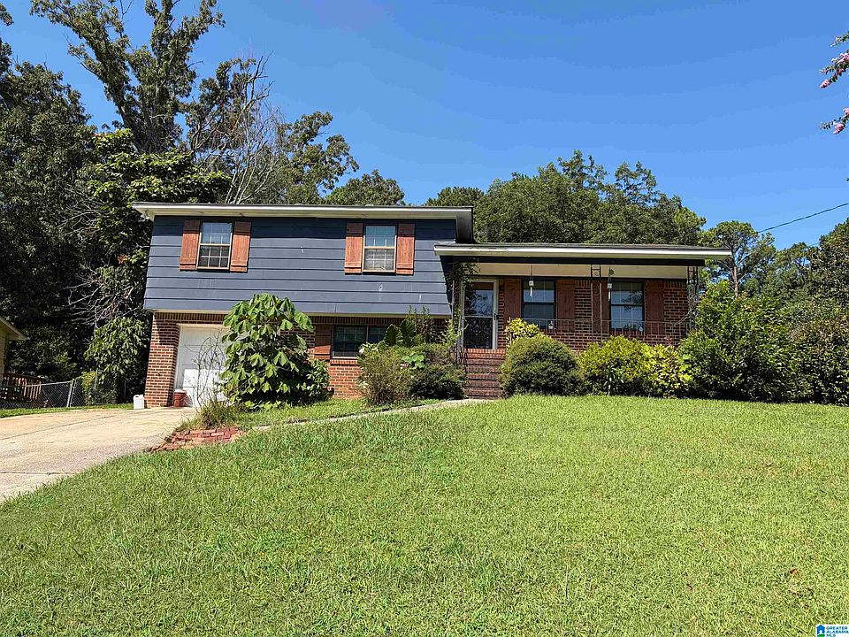 1st image of 2416 7th Pl NE