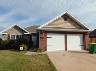 238 Carrington Ave, Springdale, AR 72764