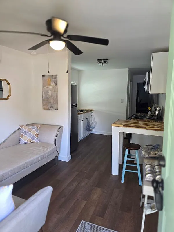 1 bed, 1.0 bath, 360 sqft, $1,550 — Photo 3