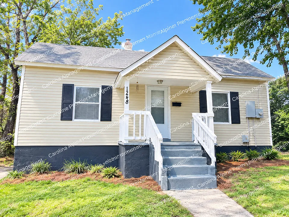 1248 N Jackson Ave