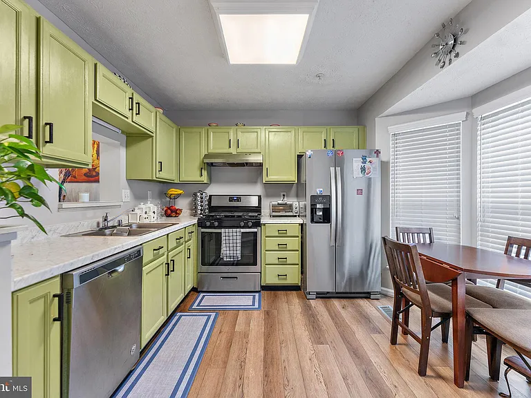7840 Foxfarm Ln — Photo 27