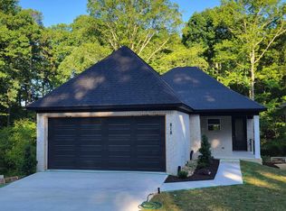 818 Atkins Rd, Little Rock, AR 72211