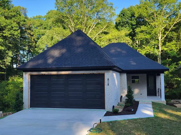 818 Atkins Rd, Little Rock, AR 72211