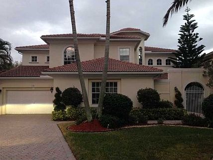 1st image of 710 NW 123rd Dr