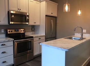 916 N 3rd St #201B, Harrisburg, PA 17102