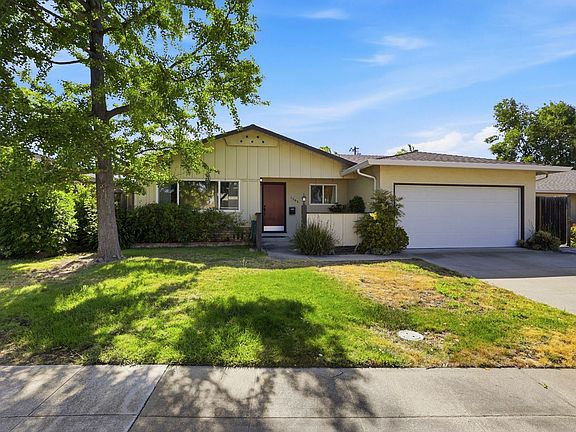 4th image of 1563 Murre Ln