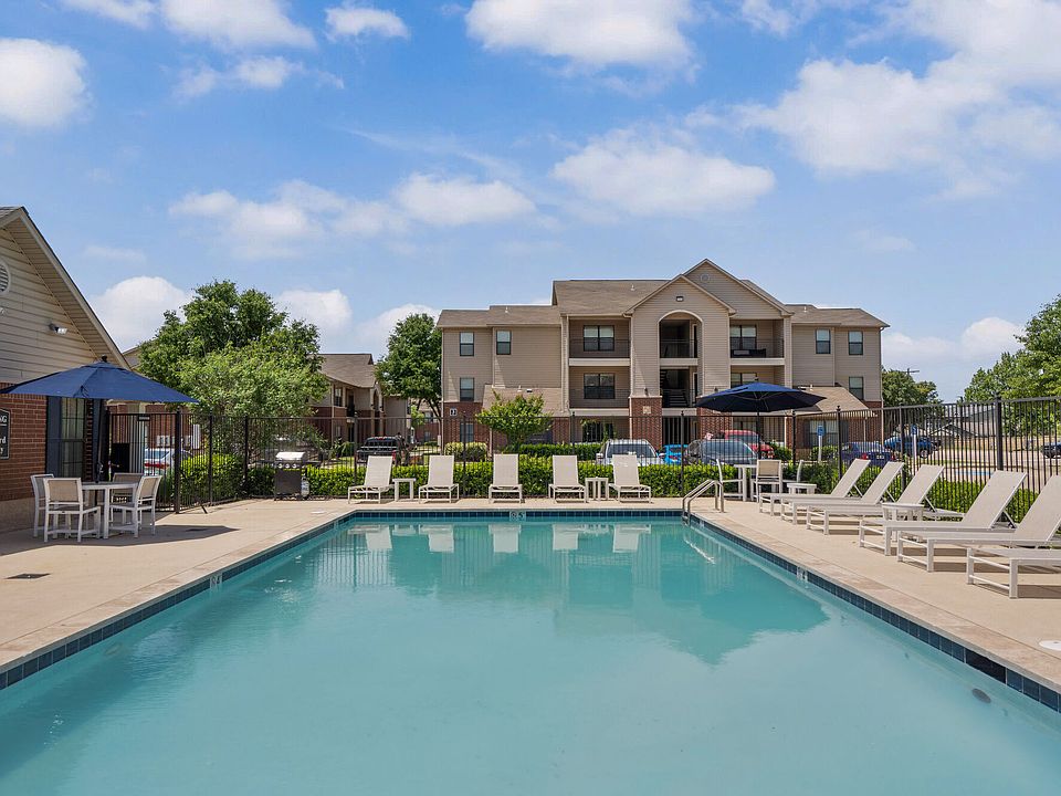 Tinker on Forty8 apartments community photo
