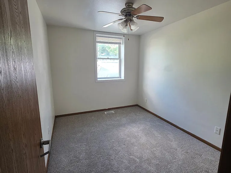 230 S Dubuque St #1 — Photo 3