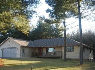 832 Spa Ln, Dixon, IL 61021