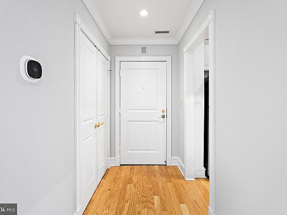 4th image of 2600 Pennsylvania Ave NW #501