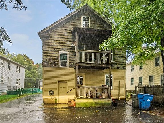 4th image of 50 Woodland St