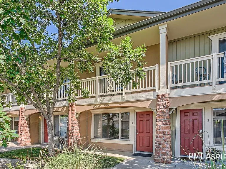 4800 Osage Dr #4 — Photo 11