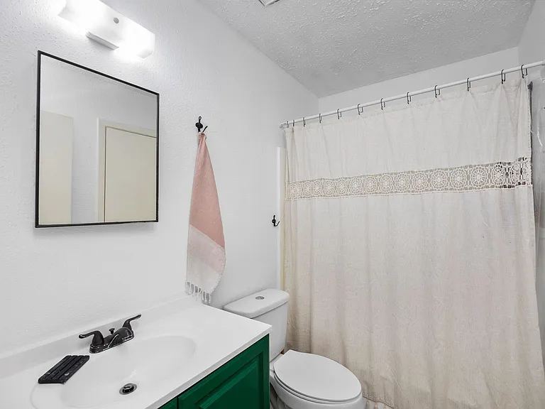 9306 Crescent Moon Dr — Photo 18