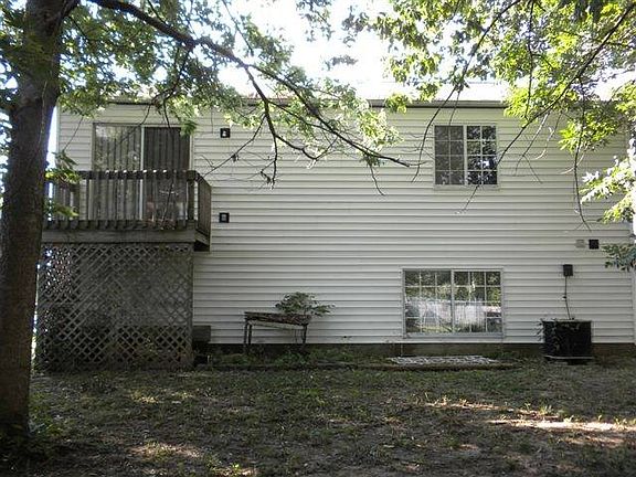 4th image of 6625 Sunbury Dr