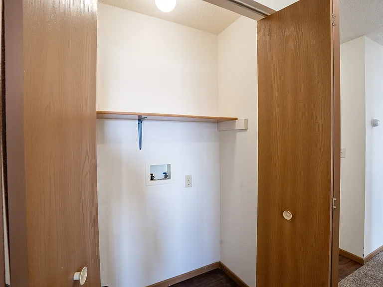 Fargo, ND Fieldstone Apartments | 21A | Laundry