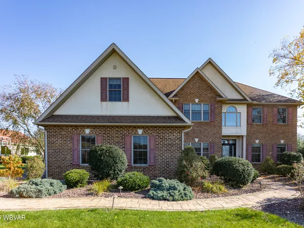 375 Alexis Dr, Williamsport, PA 17701