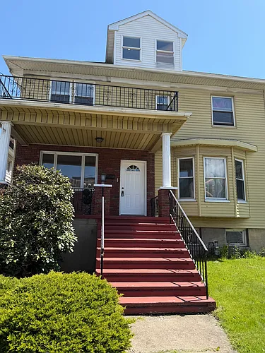 252 S Main St #1 Photo 1