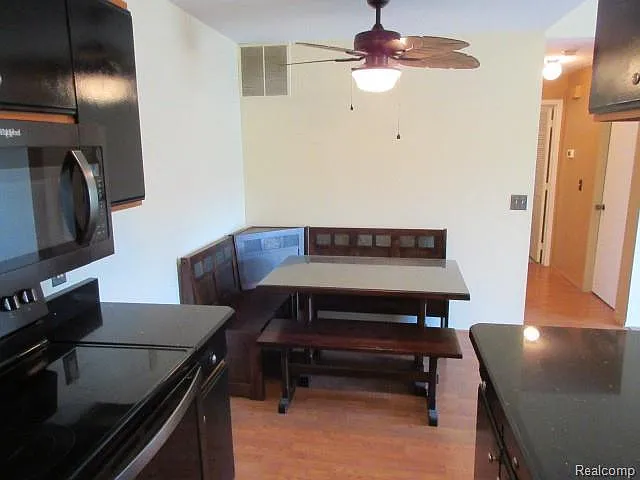 24056 Middlebelt Rd #20 — Photo 12