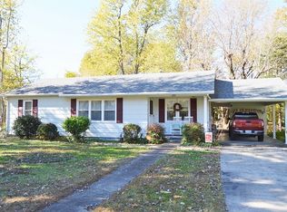 203 N Spring St, Bloomfield, MO 63825