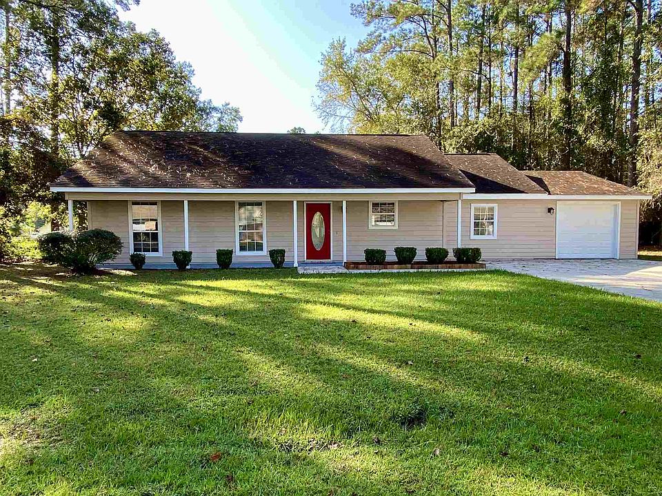 1st image of 105 Crestwood Ct