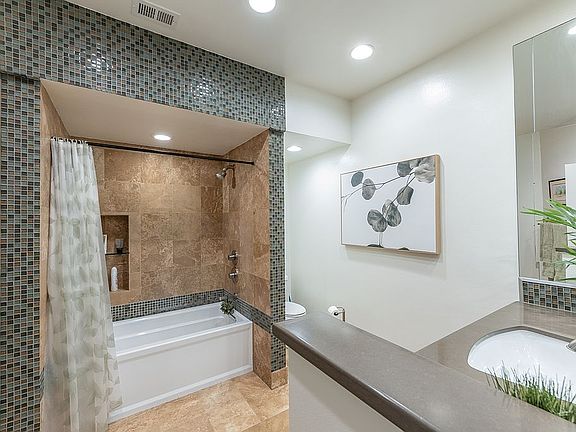 4th image of 10945 Hortense St APT 216