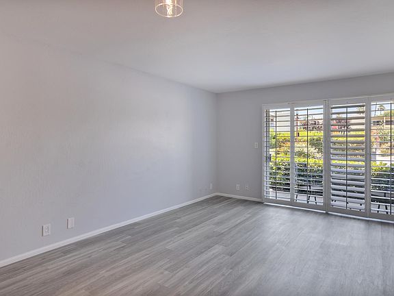 3rd image of 4630 N 68th St Unit 255