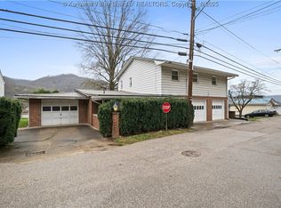 412 Midland Ave, Belle, WV 25015