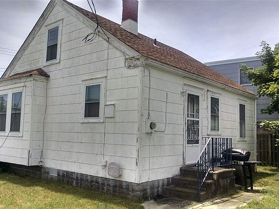 2nd image of 5800 Park Blvd
