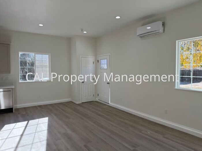 1st image of 513C N 3rd St #1-C