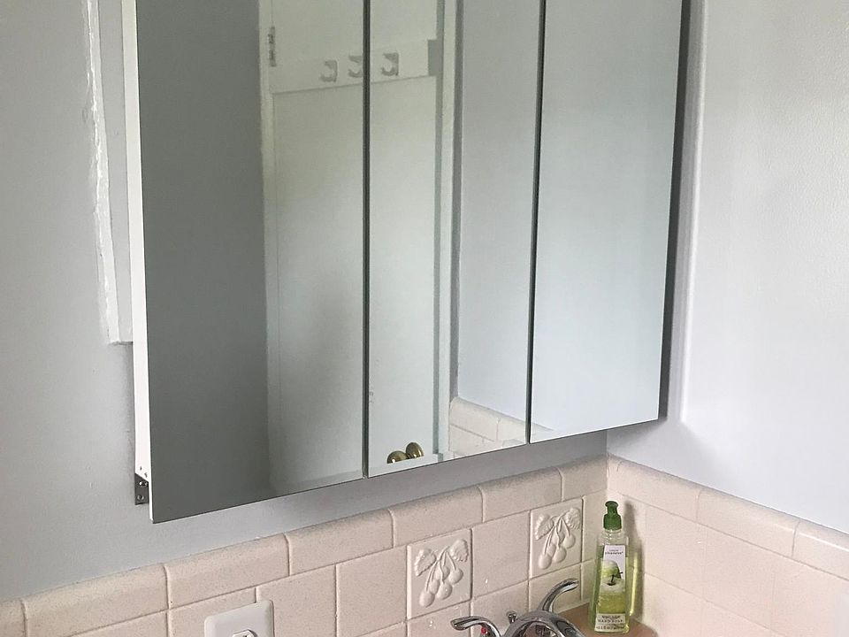 1st image of 4920 York St APT 1