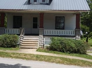 212 S Church St, La Plata, MO 63549