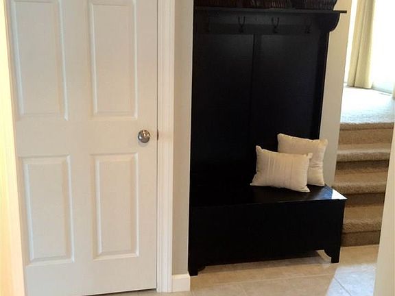 3rd image of 15004 California Cir