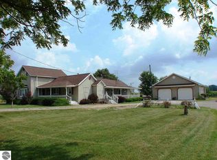 1684 N Bagley Rd, Ithaca, MI 48847