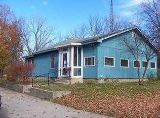 511 Gray St, Dowagiac, MI 49047