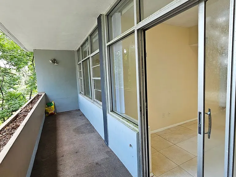 2818 SW 2nd Ave — Photo 77